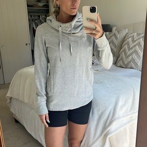 Lululemon sweatshirt